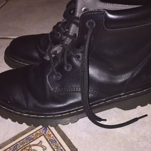 🖤Dr. Martens “Cartor”🖤